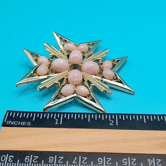 Vintage Maltese Cross Brooch, Pink Cabochons Gray Rhinestones Signed MX233 - Picture 7 of 10